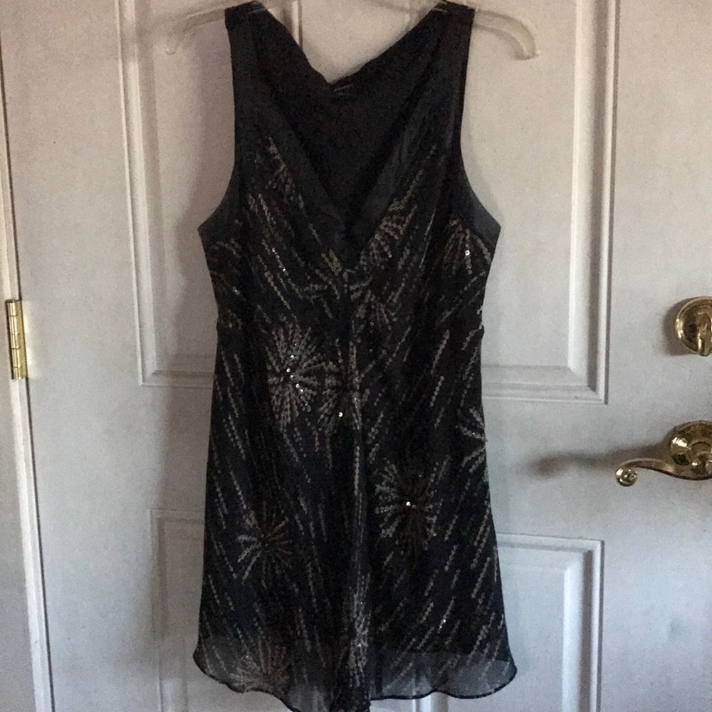 ALFANI sz-16 blk & gold with sequins starbursts
